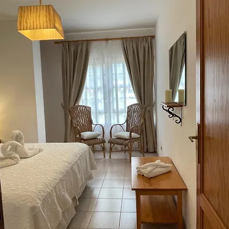 Edificio Orion, E11 Apartment